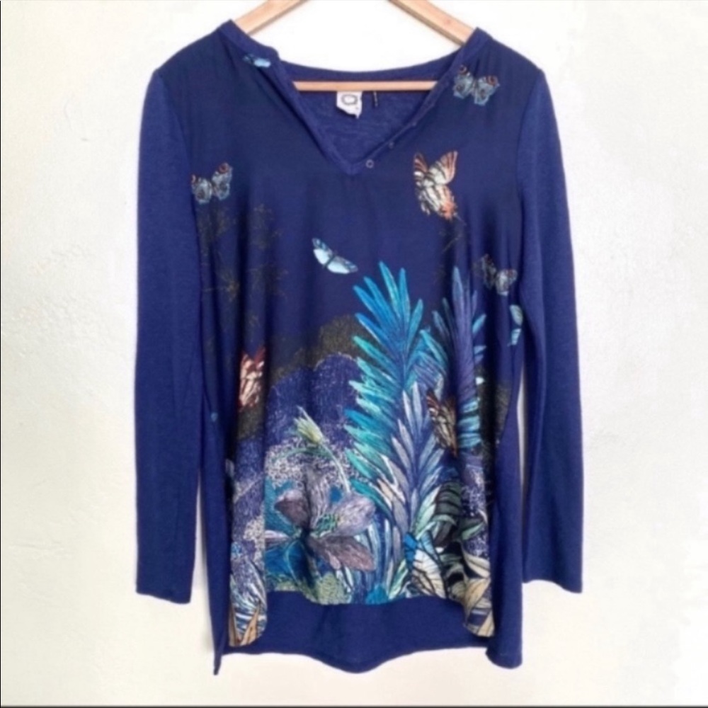 Anthro Akemi + Kin floral butterfly tunic top size XS